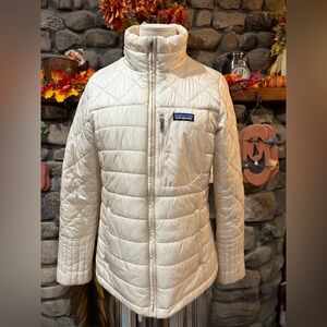 Patagonia women’s cream Puffer Jacket